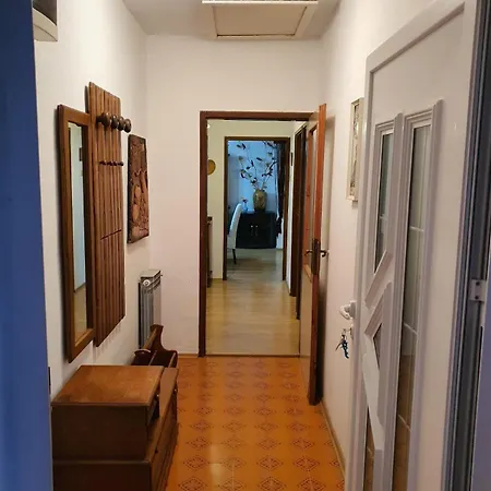 Hereditas Apartment *