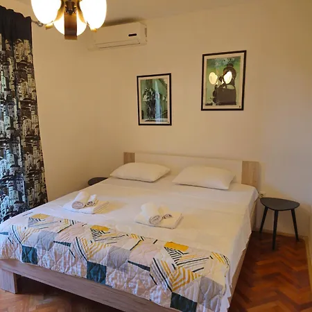 Hereditas Apartment *